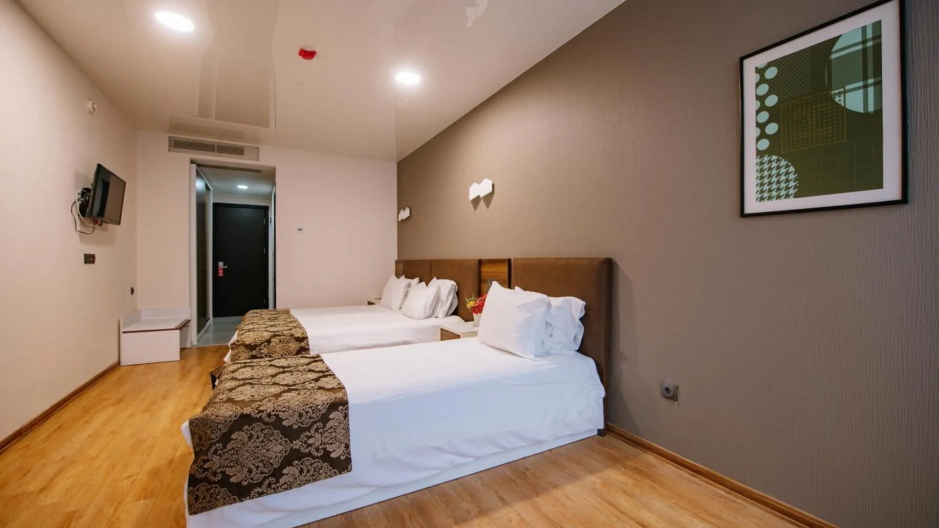 Iveria Inn Hotel Tbilisi 4*,  Gruzja