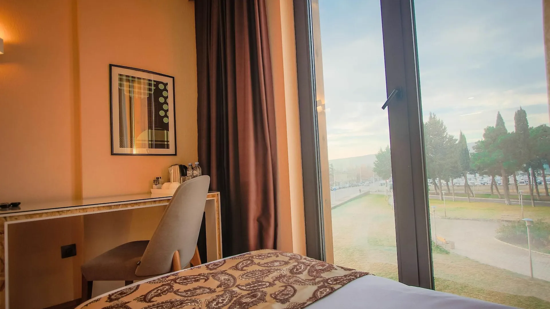 Iveria Inn Hotel Tbilisi 4*,  Georgia