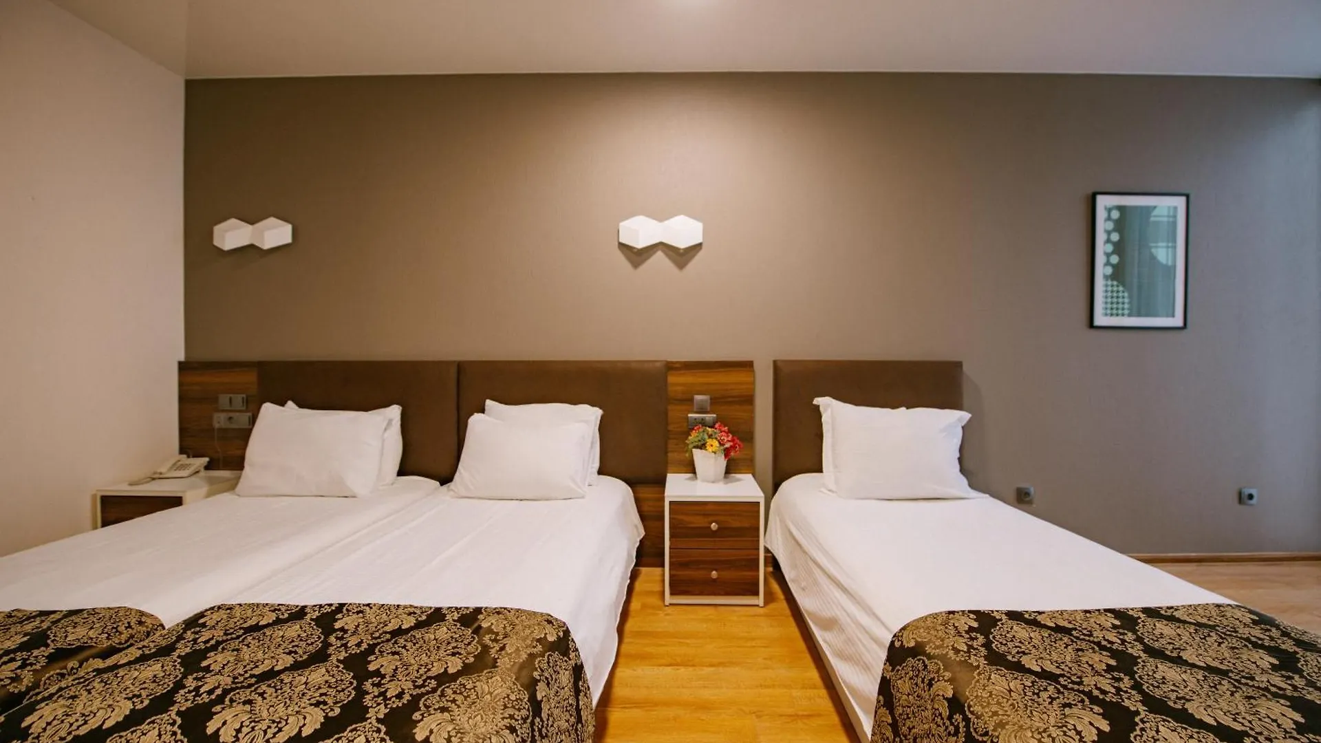 Iveria Inn Hotel Tbilisi 4*,  Georgia